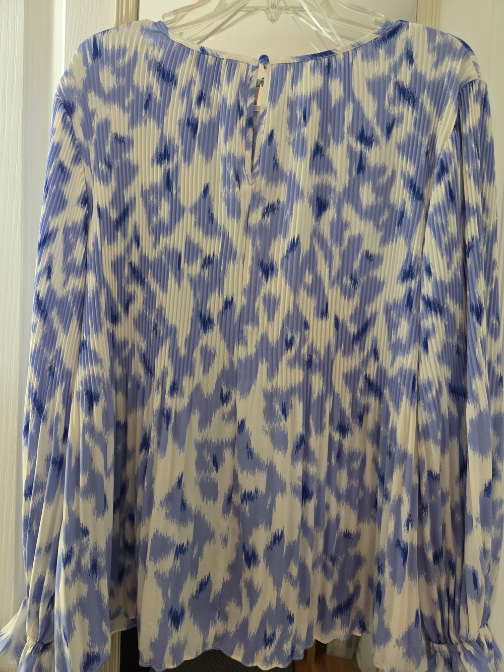 Nine West Blue and White Pleated Print Blouse - Picture 6 of 7